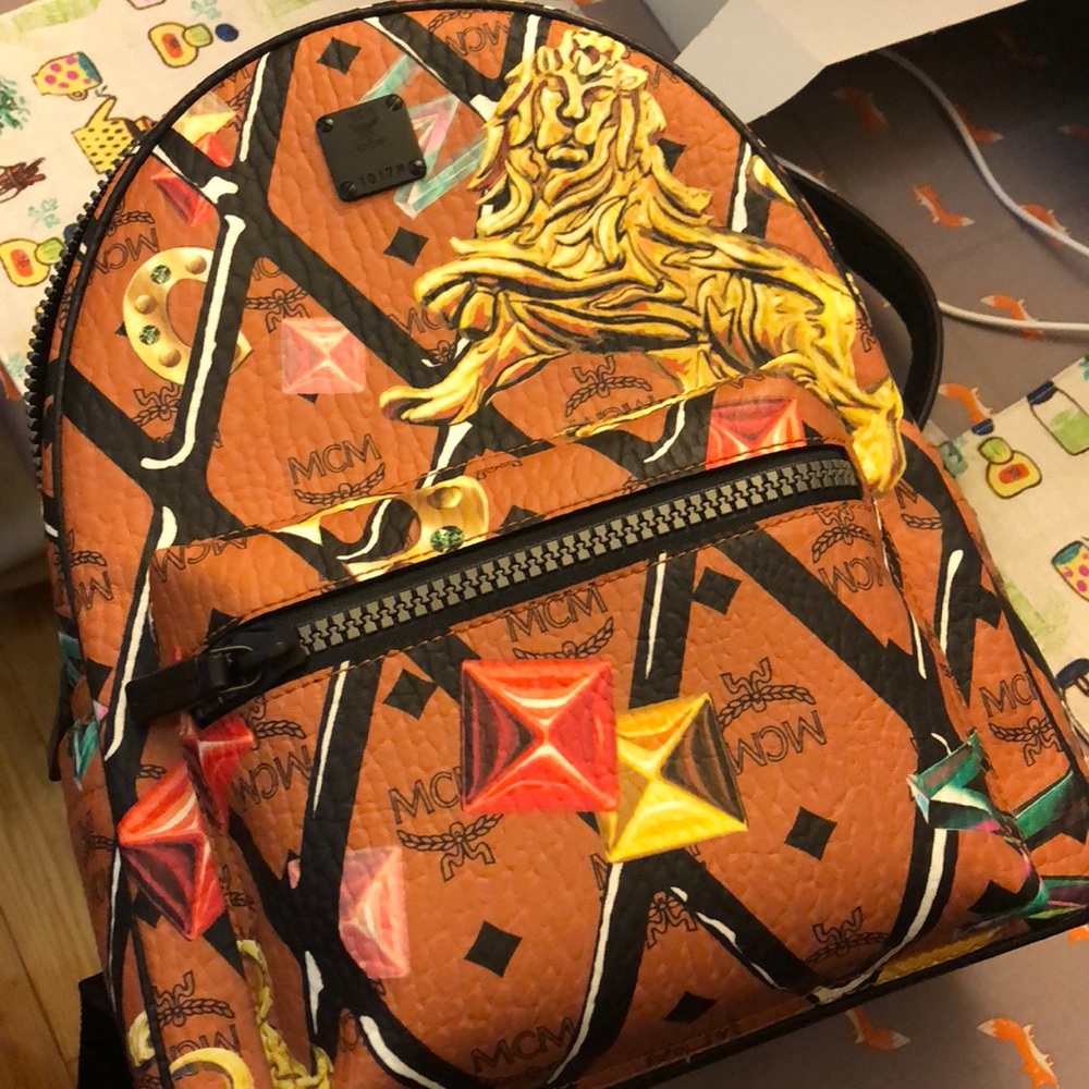 MCM small stark motif rombi backpack